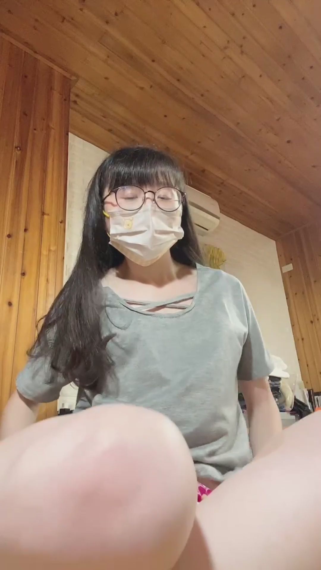lin880317 : 最近新買的小丁😈有誰想看呢🥰拍完自己都害羞了.. #騷 #sexy #性感 #生活 #長腿