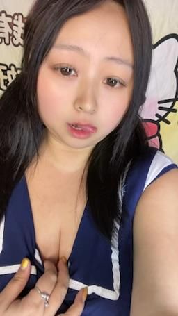 qianxingchen. : 寂寞的夜 好難受 好想要 你來滿足我