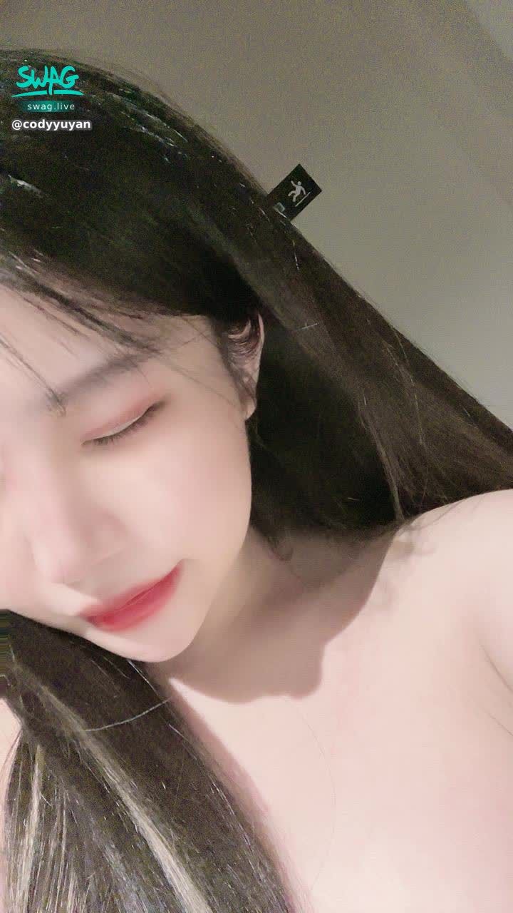 codyyuyan : 限時動態還沒解鎖要記得看喔❤️