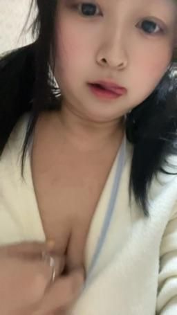 qianxingchen. : 來滿足我嗎
