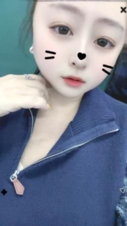 qianxingchen. : 上班中 好無聊喔 可以來滿足我嗎