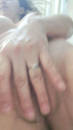 pinkpather : clean pussy🤤wet💦😈