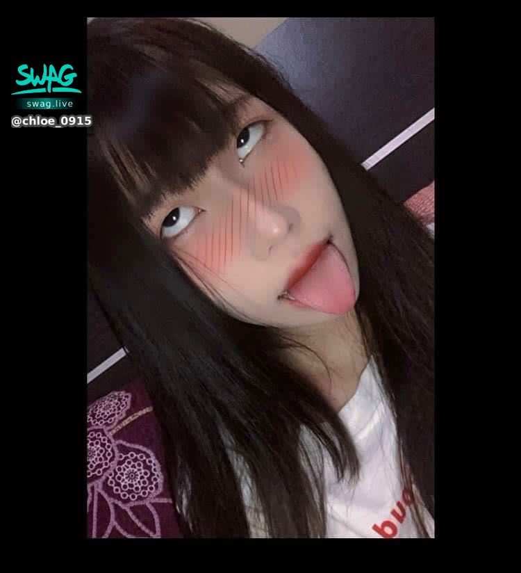 chloe_0915 : 阿嘿顏為什麼這麼多人喜歡🤣搞不懂你們這些臭男生耶～想看更多私訊我🥰 #sexy #露臉 #性感 #生活 #日常 #可愛