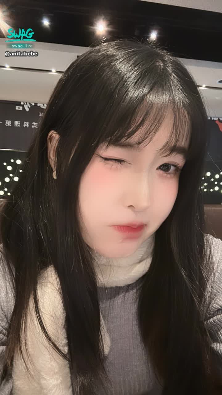 anitabebe : 10/31(五)22:45聊天性感居家女孩
達20萬鑽石 性感睡衣表演誘惑
#主題直播