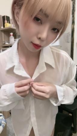 mao_oo : Babe真央的休播一天🤓 來偷偷放個福利