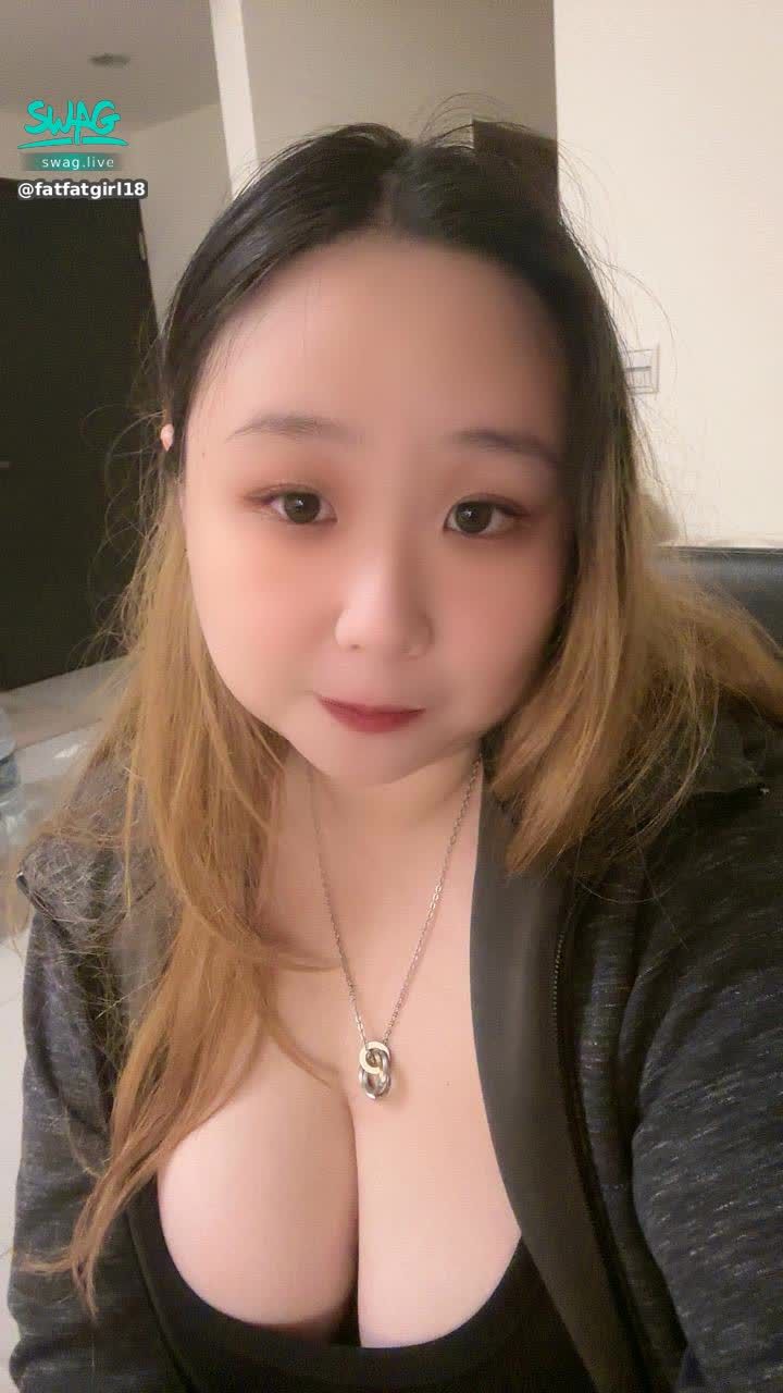 fatfatgirl18 : 10/28(二)21:00玩具總動員
滿3萬慰慰表演
#主題直播