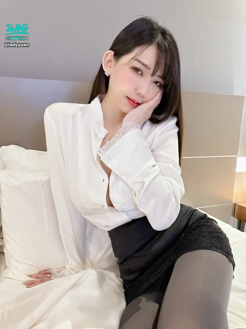ladyyuan : 1028 祝我生日快樂❤️