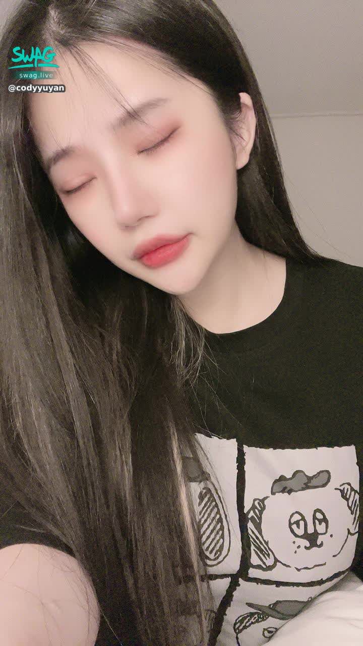 codyyuyan : Babe你今天有沒有看我的片片打手槍射給我了？🙈