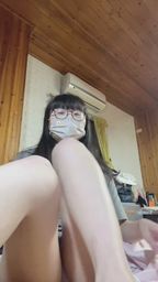 lin880317 : 有人想看我慰慰嗎👀好羞恥... #慰慰 #sexy #性感 #生活 #騷