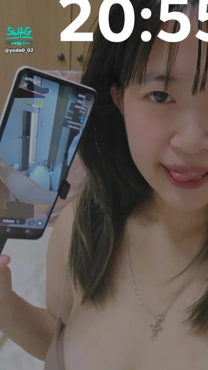 yoda0_02 : G奶小隻馬在等大來看限時精彩表演~