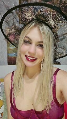 cuteairin19 : hey guys🎃 the witch's  style today