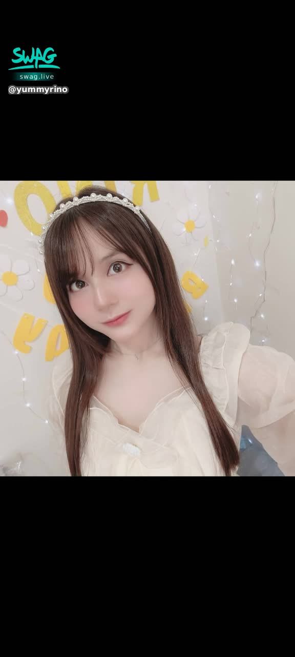 yummyrino : 10/29（三）13:00 綠播💚萬聖驚喜主題🏃‍♀️
滿10W鑽石跳舞💃
#主題直播 #舞蹈