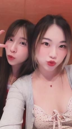 lovelyamber : 10/29(三)21:00 萬聖驚喜 與 @chiaochiaoo 10w💎女女表演
🎃 不給糖就搗蛋・萬聖女女輪盤開轉! 🎃(1999💎)
👭 打屁屁|女上搖|揉奶奶|親親挑戰 …
今晚誰會被惡作劇到臉紅心跳?🖤
👻 黑皮小幽靈👻登場🉐 萬聖女女誘惑片😳(9999💎*2)&限定上空片片(9999💎*5)
今日🍷 乾杯骷髏💀 (99999💎)1v1由安寶服務
嘟嘟~🚗 今日限定兩個地獄南瓜車載著我們(199999*3💎)
開啟甜蜜純約會行程 ❤️
吃飯 🍽️逛街散步 🚶🌙
#主題直播