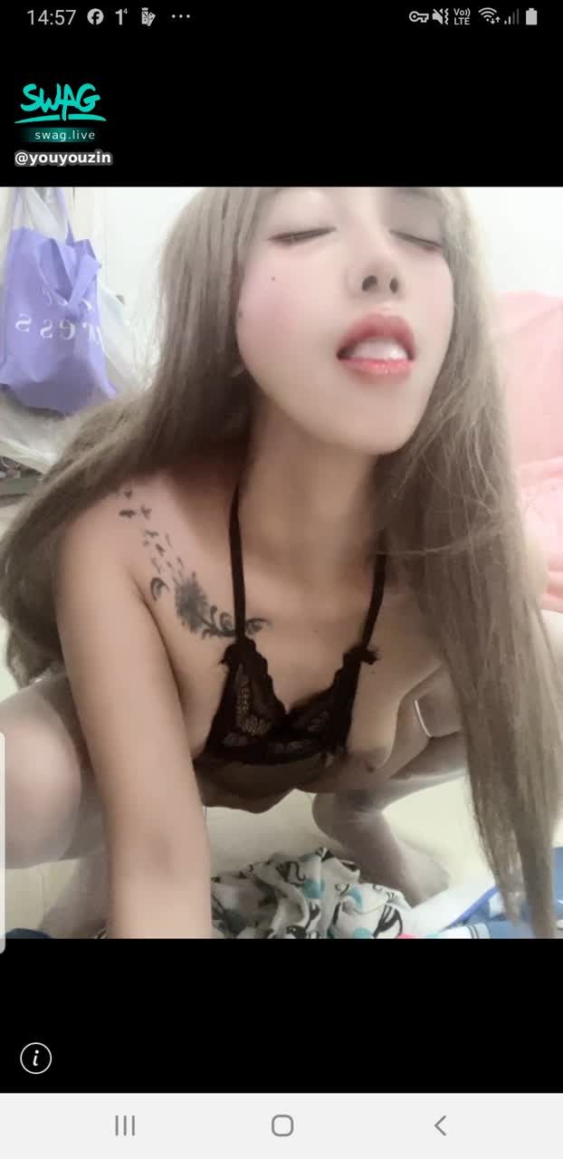 youyouzin : slutty woman