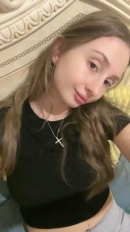 sweetkatty : hi 👋🏻 last days 💎sale my pink toys 💎900💎bzzz me 💦😈