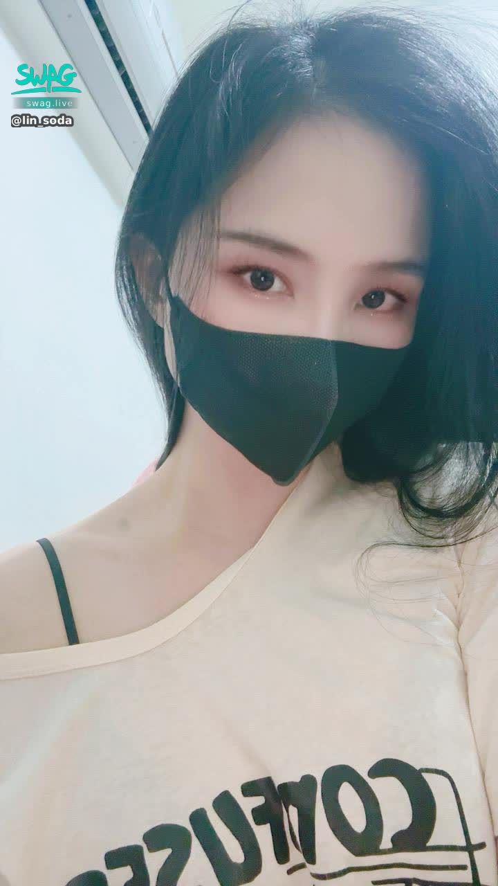 lin_soda : 10/30（四）21:00 萬聖驚喜🎃

滿50萬💎開啟全裸慰慰💦


#主題直播 #巨乳 #性感