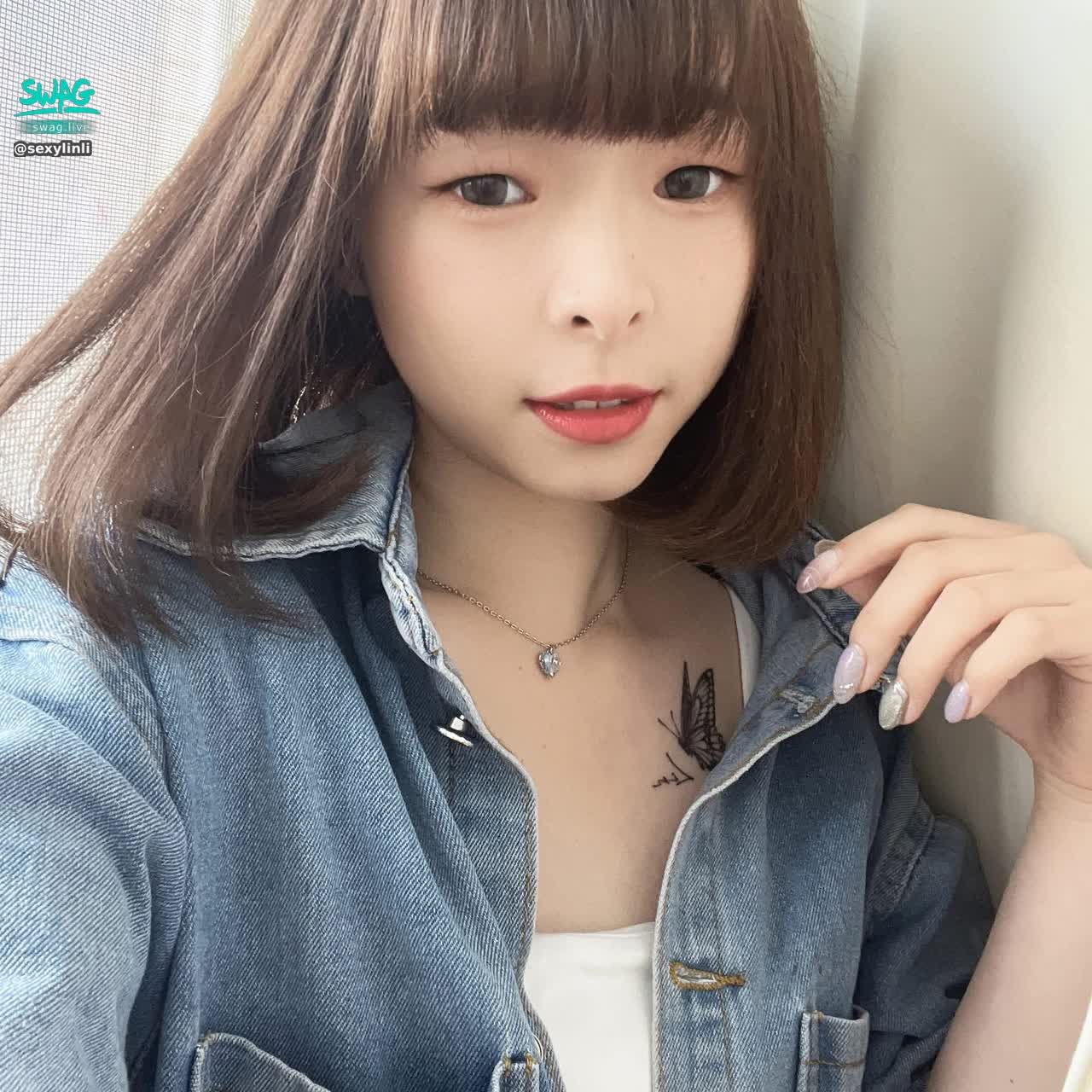 sexylinli : 12:00直播呦💖附上禹兒高中的樣子