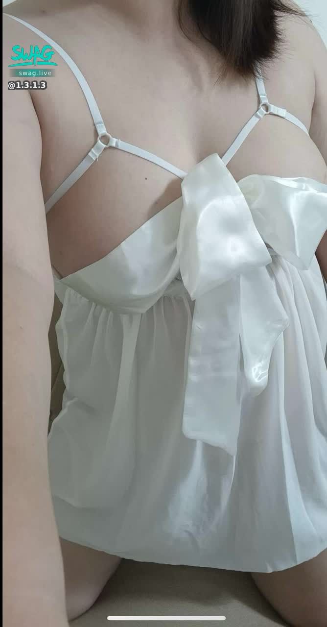 巨乳微胖女等你寵幸Babe