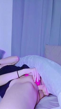 pink_may : 深夜慾望假屌抽插#呻吟#白虎