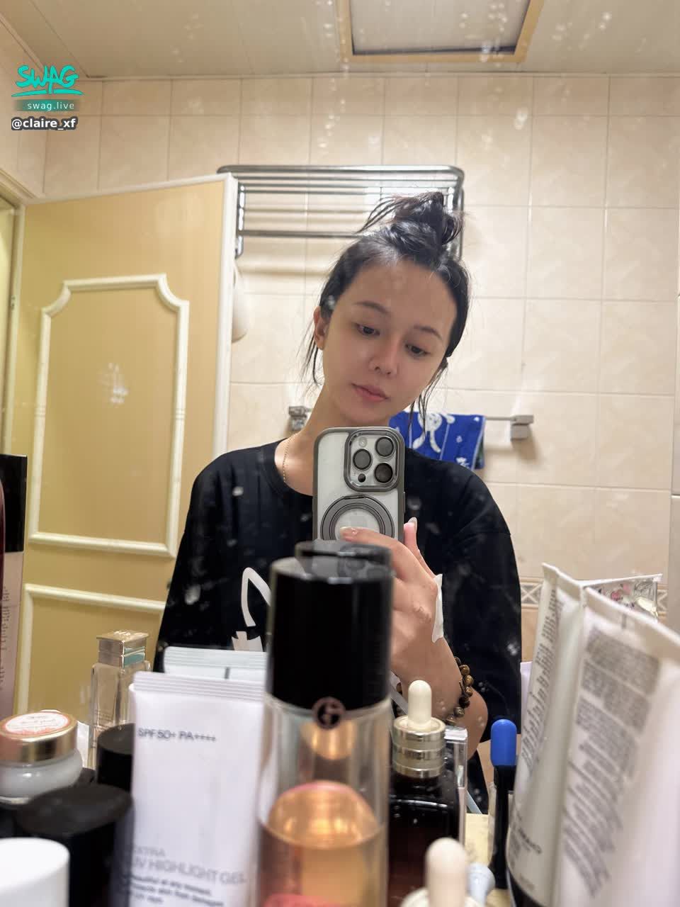 claire_xf : 女生最真實的生活之一
凌亂的廁所🫣🫣🫣