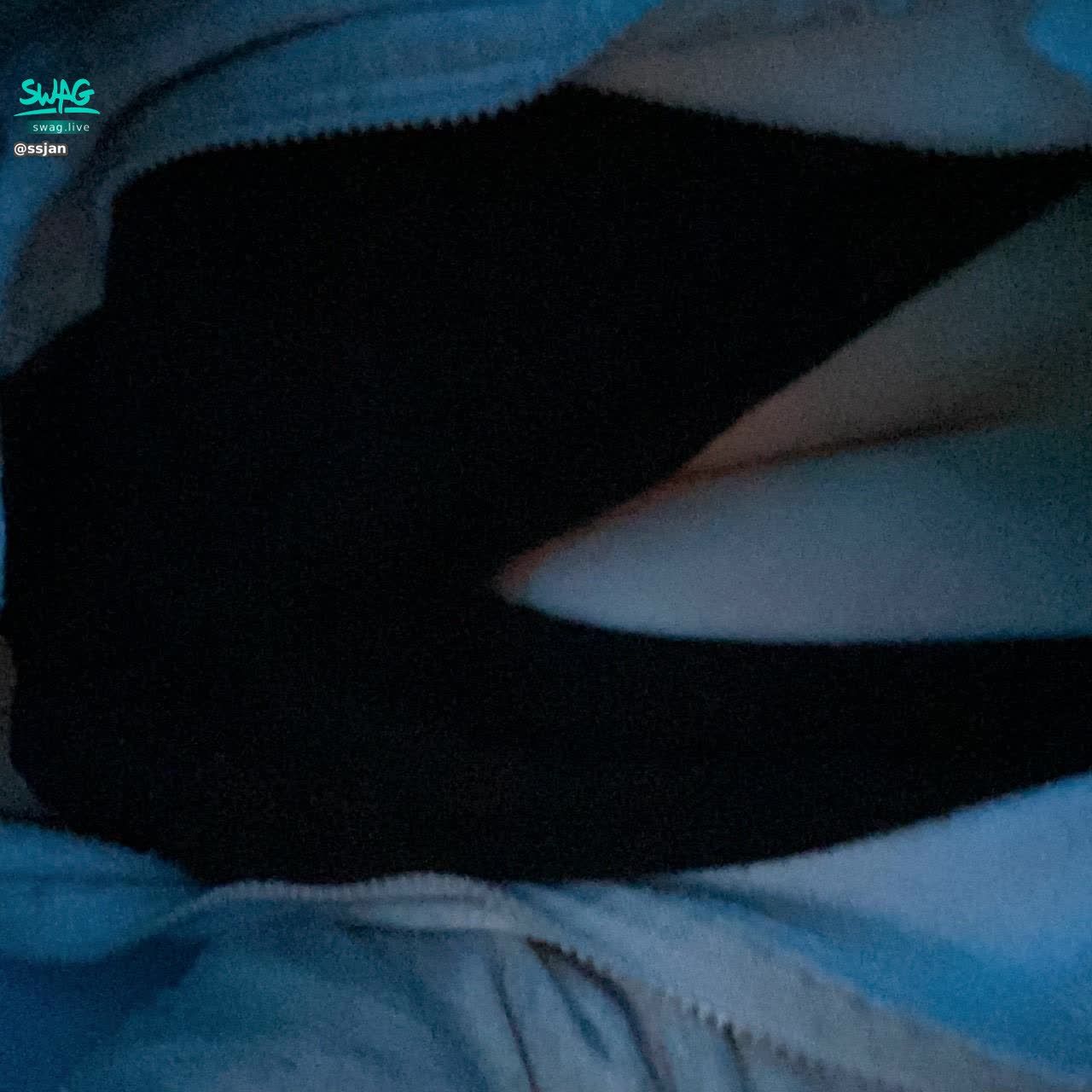 ssjan : 這勾勾很深ㄝ~😈😈