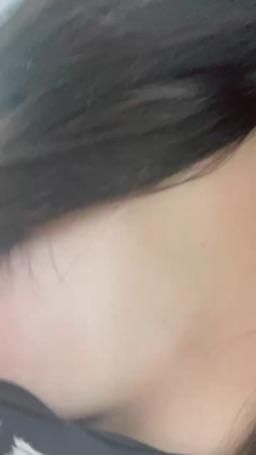 ssjan : 也貼太近了吧😳認真的嗎💦💕