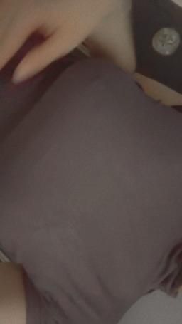 lovewowo5255 : 緊身的衣服 看得出來激凸💞