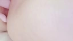 aisa : 11/2 今日噴水已獻上.. 每天都要噴水.. Babe快看