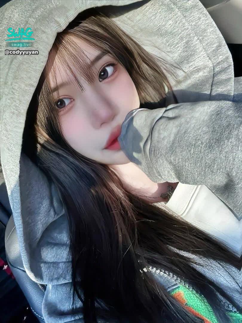 codyyuyan : Babe記得解鎖動態，很色😍