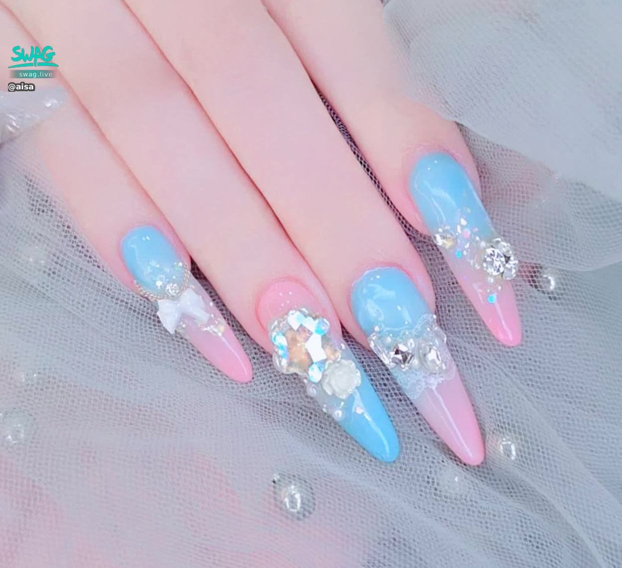 aisa : 新做的美甲❤️