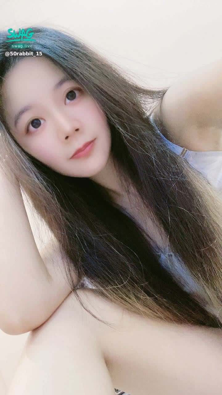 50rabbit_150 : 🤢🤢怕大家太久沒看到我，以後看到會不習慣 嘔吐😽～
☠️來點增強免疫力的照片
💉💉💉💉💉
-
#放心這純粹是舊照
#最近在家都太醜就像阿P婆 懶得拍照
#其實我就是想禍禍你們🤪
#祝大家11月愉快