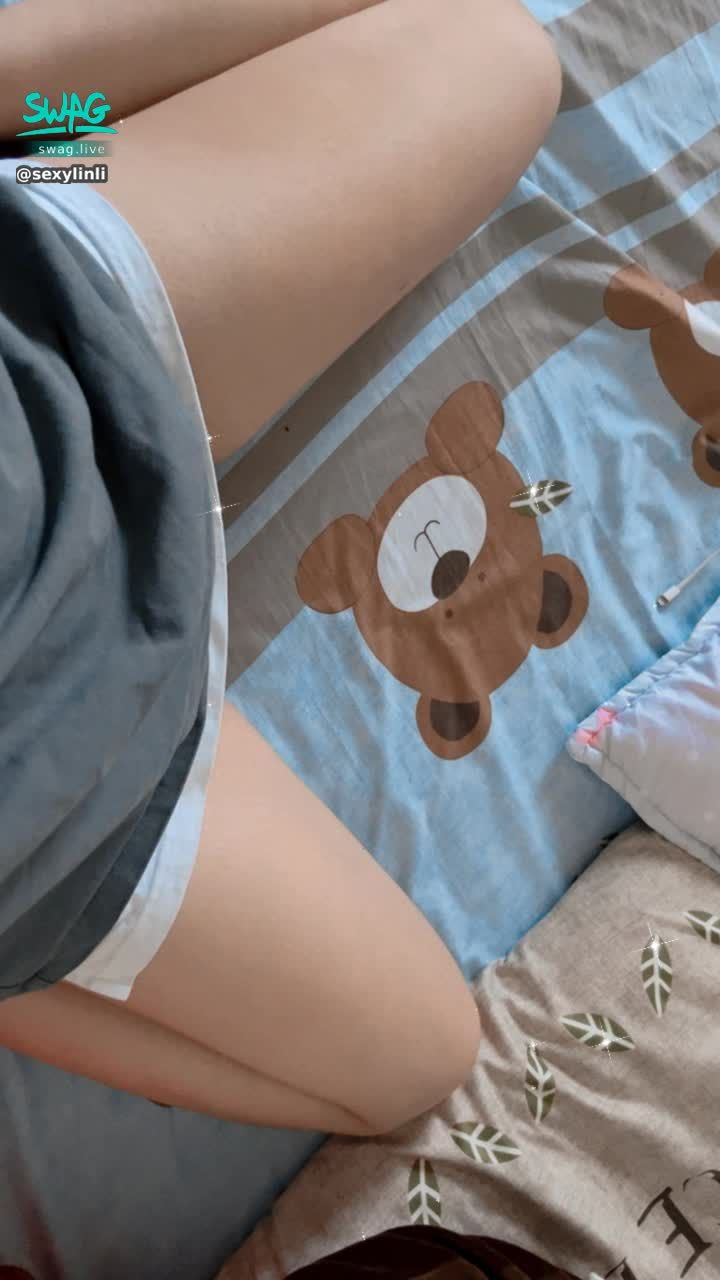sexylinli : 猜猜禹兒😜穿什麼顏色內褲!還是沒有穿😛😛