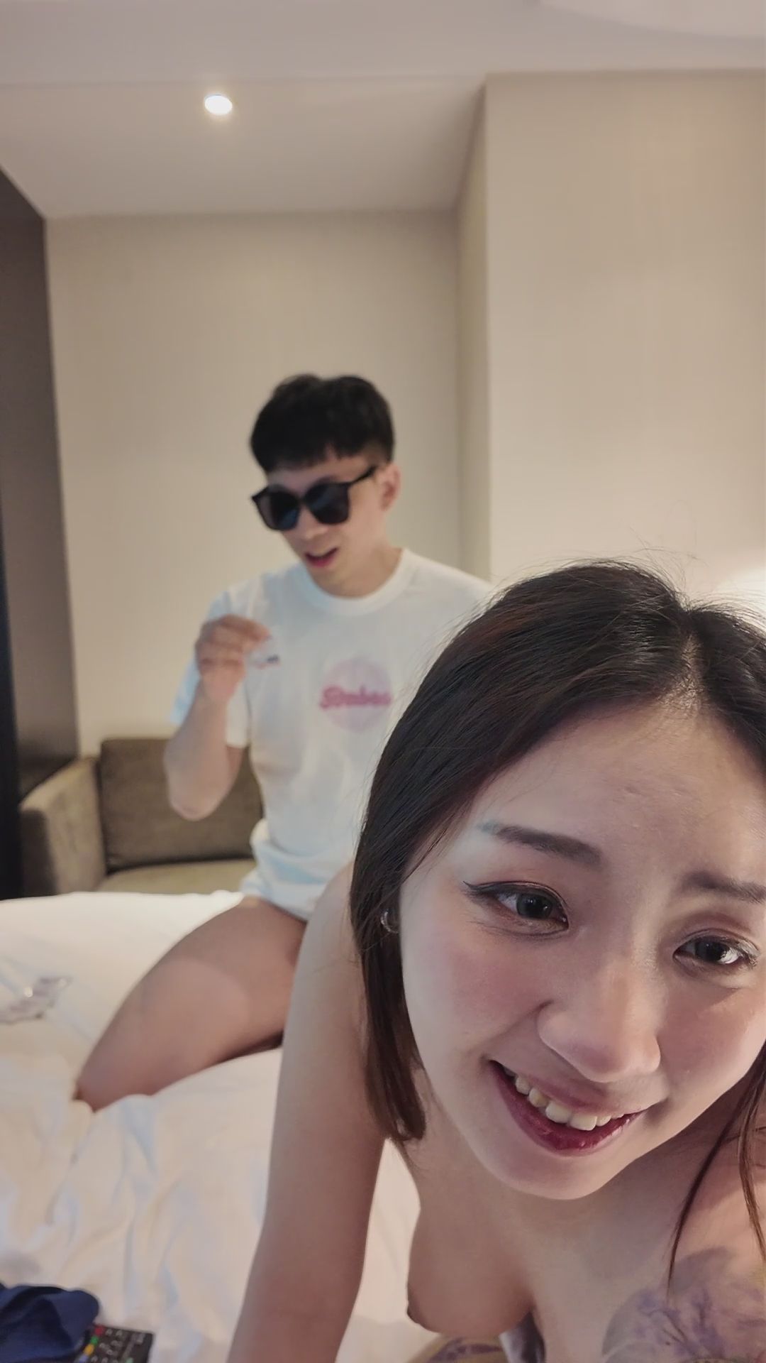 babes.private : 巨乳莫夕慈的美尻好漂亮也好好幹😍