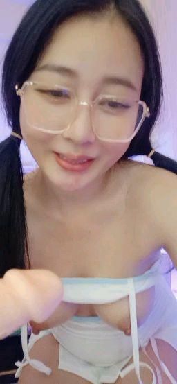 akikojung : 💋🍭             
#sexy #tease #cutegirl