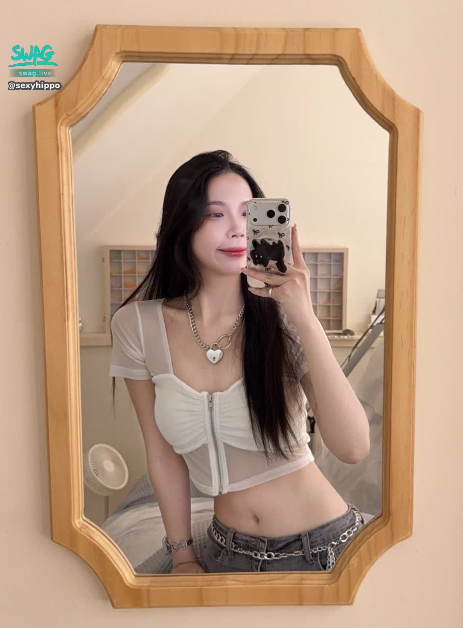 sexyhippo : 找到亮點了嗎✨
.
.
貓咪倒過來了😜