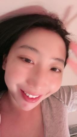 bershuka : 睡前說晚安✨微性感🤍