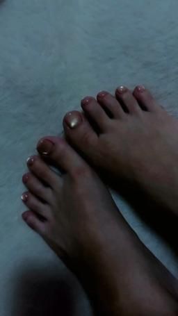 miss11yiyi : 新 jiao jiao 開放給哥哥「舔」的服務 💌