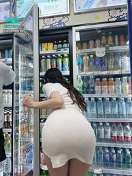 : night out for shopping 🛍️
