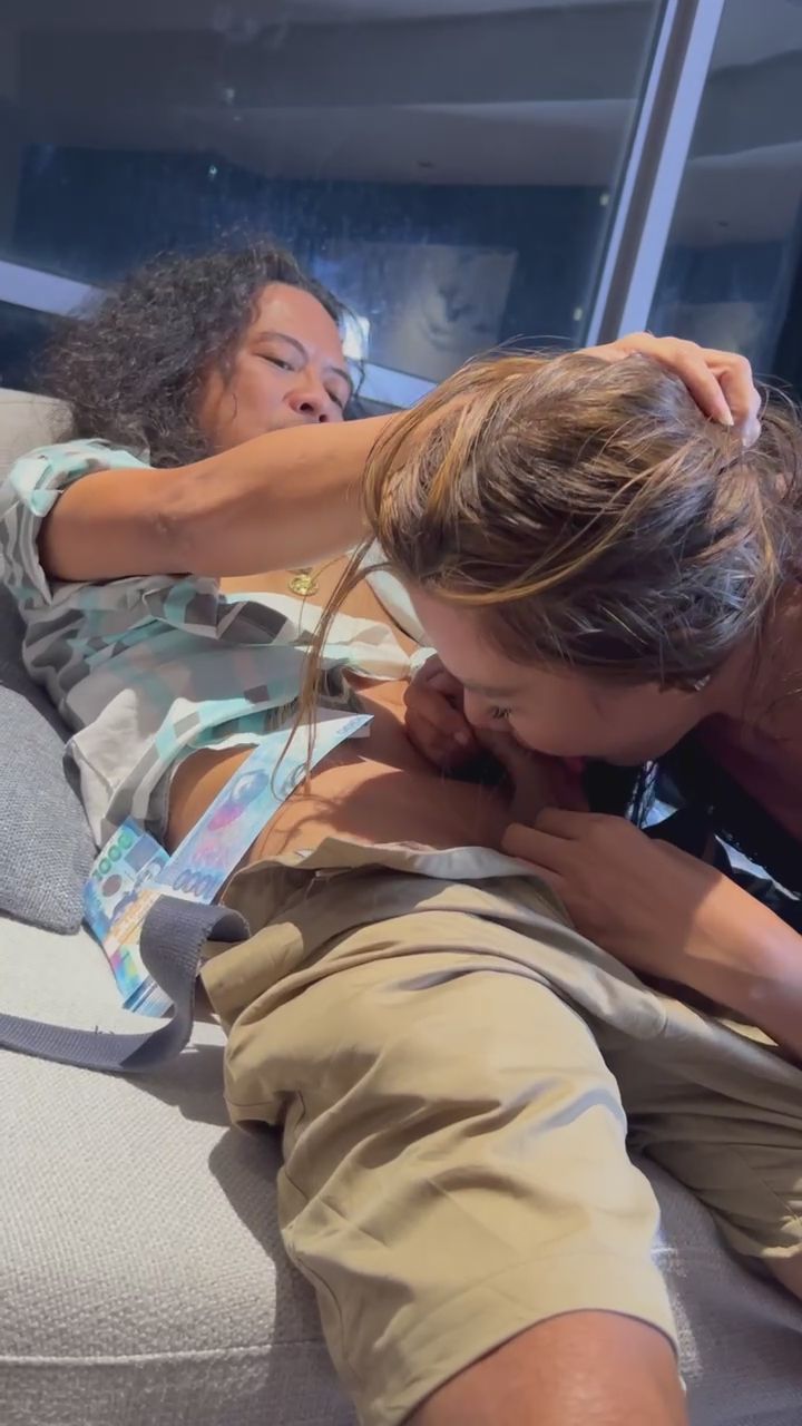 lonerain2409 : 幕后口交