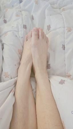 aileenn : 美腿😆😈👅🤪