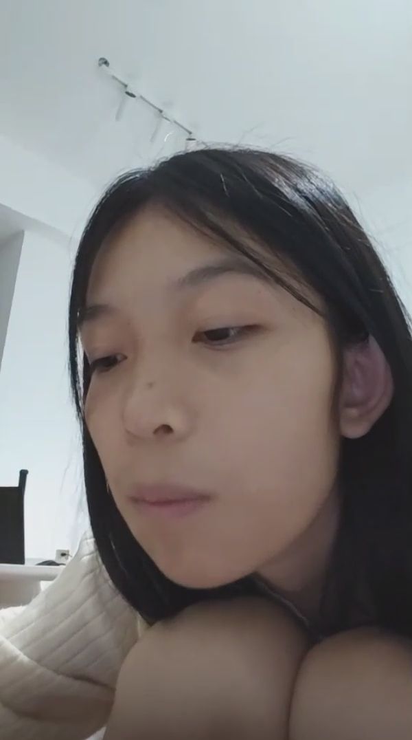 xixiyu : 認識一下新主播 (100%素顏)