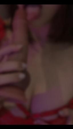 qqxoxo : 💝雙11寵粉祭💝巨乳女友邊吃棒棒💦想要你揉🖐🏻❤️‍🔥

私訊解鎖🔓
6個雙棒應援🉐吃吃完整版🔥

#QQ #G奶 #巨乳 #青筋奶 #騷