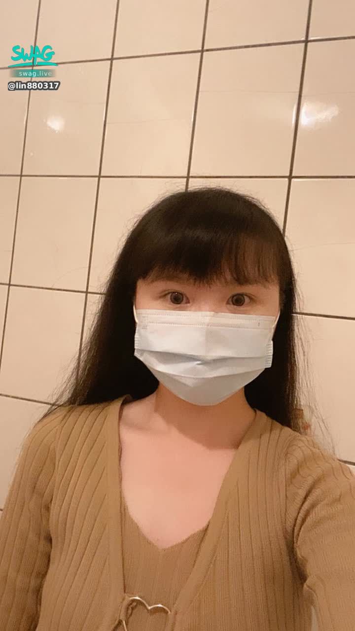 lin880317 : 你們喜歡看我怎樣的摸摸
可以私訊告訴我😈
讓我知道怎麼取悅你呀

#日常 #生活 #素人