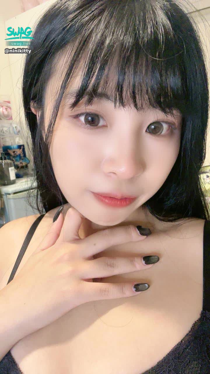 ninikitty : 嗨～～近期會開播呦