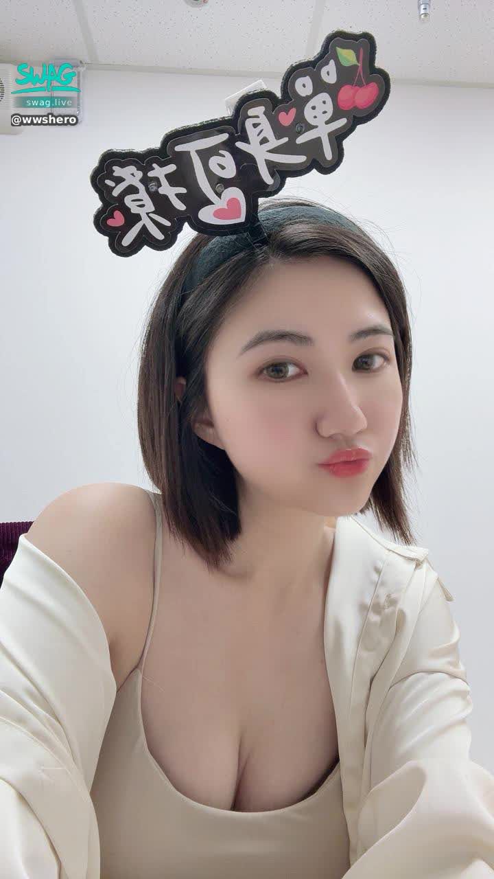 wwshero : 光棍節11月限定！
本月三個「用行動愛你」可純約會！
只限一位🥳🩷