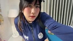 mannhi111 : 這個女警太性感了，她的胸部又大又軟，屁股也很大，#sexy #性感 #生活 #騷 #奶 #f