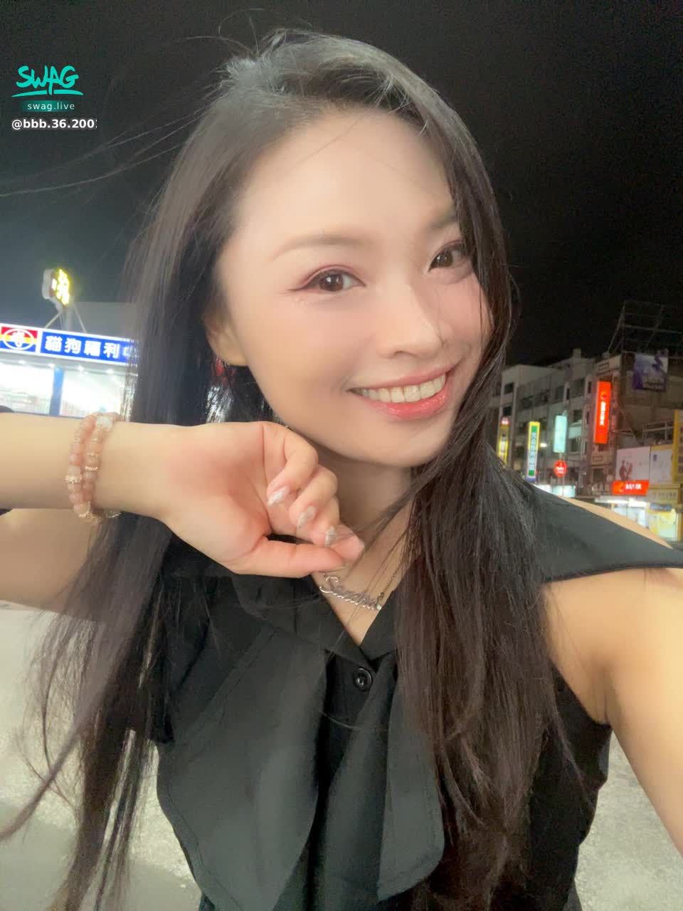 bbb.36.2001 : Babe
守個雙11拿拿獎金好不好🥺
古裝漢女🐒 邀你一起來聽古風歌
晚上20:00-24:00見唷