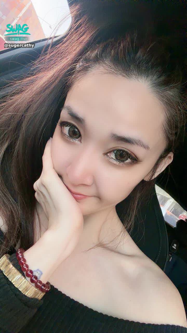 sugercathy : 11/15（六）20:00茶店色色

🈵30萬廁所自慰

#主題直播