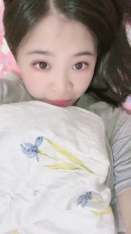 cutewawa : 😈這樣有點不乖嗎😝😝