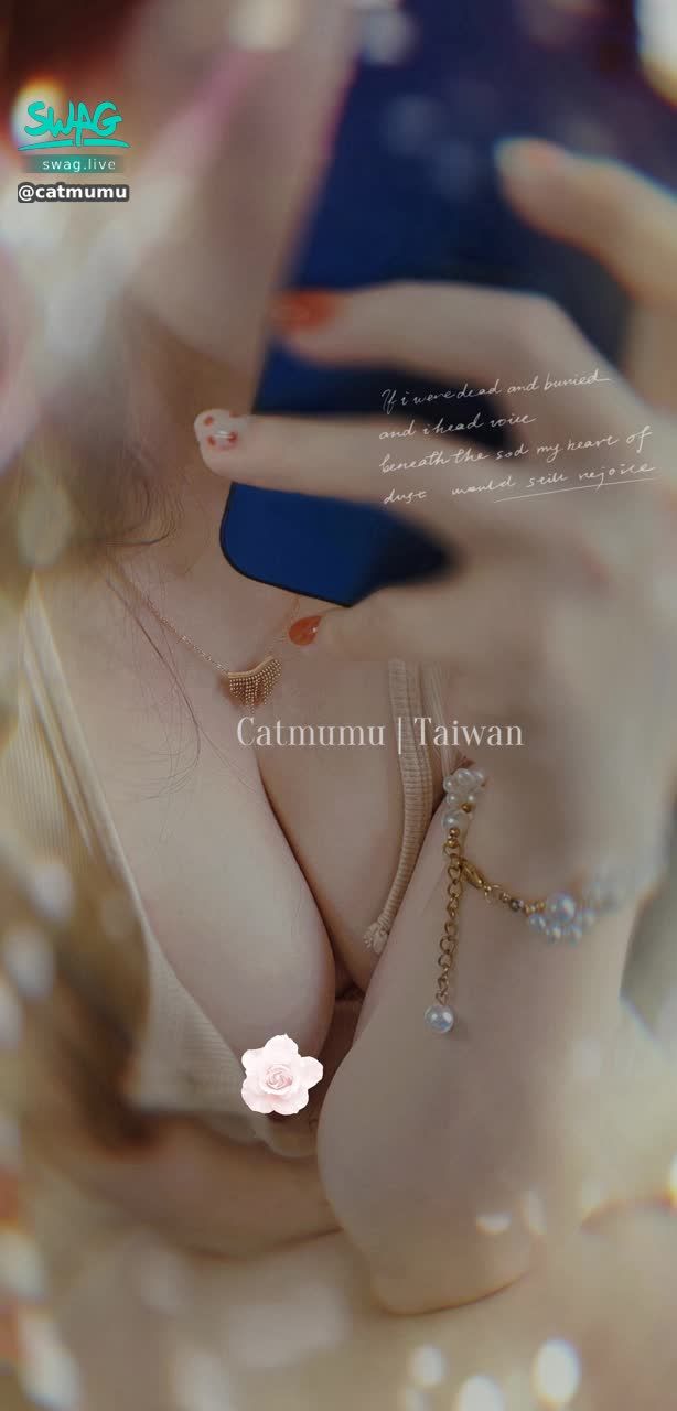 catmumu : 【實測】18公分能進來我身體幾公分｜小女子160/49/34C

幫我目測..18公分進來了幾公分呢🫢

小女子160/49/34C ，有在運動，以前的經驗是覺得自己比較淺

#月費者の限定福利
#自慰 #棒棒 #日記

《完整紀錄連結》
https://fansone.co/post/801377277
#15分37秒